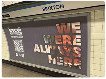 تبلیغ پادکست در بیلبورد مترو لندن
