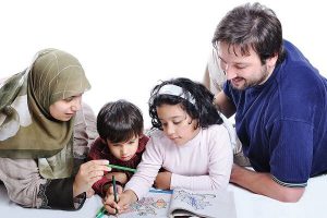 چگونه می‌توانیم به مادران تنهایی که در شرایط سخت زندگی می‌کنند کمک کنیم؟