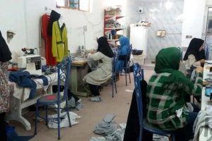 استفاده از پادکست برای آموزش مهارت شغلی به زنان سرپرست خانوار