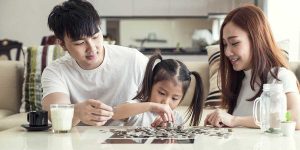 راهکارهایی برای انتخاب پادکست مالی مناسب برای خانواده‌ها
